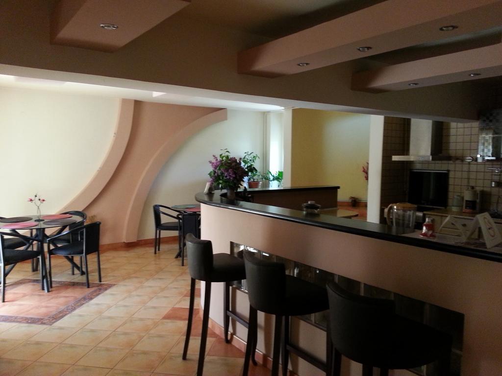 Pension Ambiance Яссы Экстерьер фото