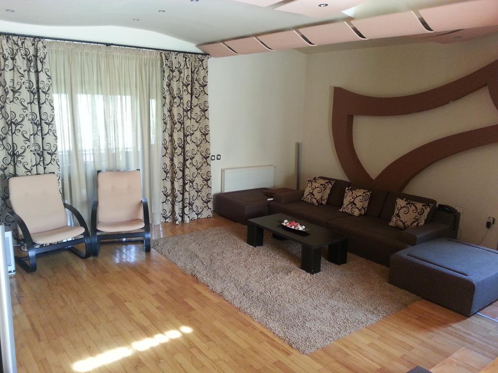 Pension Ambiance Яссы Экстерьер фото